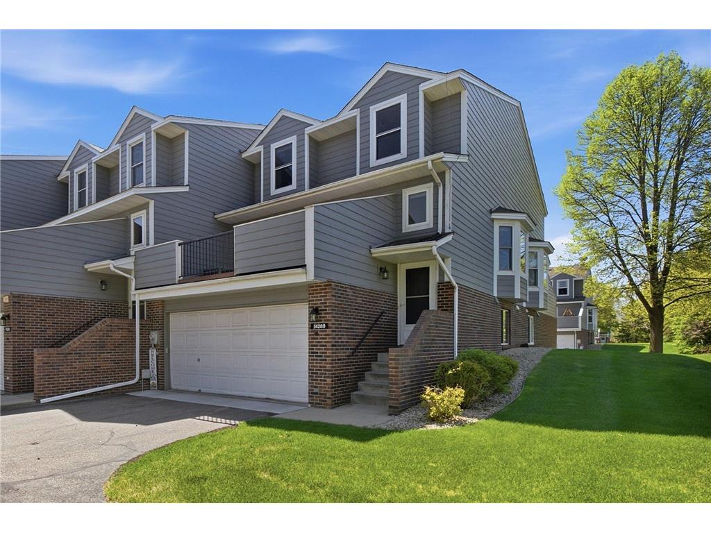 14289 Estates Avenue Apple Valley MN 55124 7077346 image1