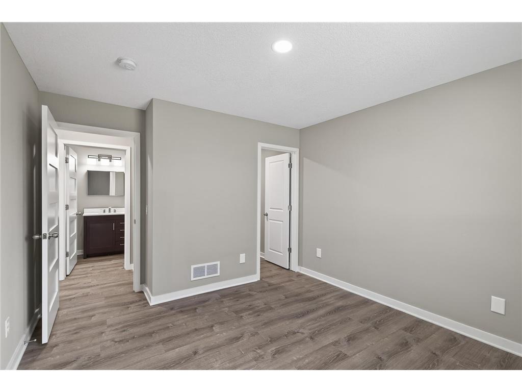 1429 Clover Preserve Lane Chaska MN 55318 7054142 image27