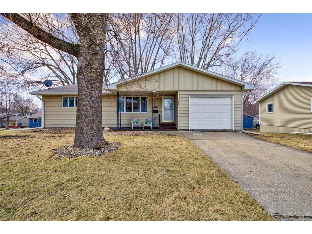 1429 Lucia Avenue, Fairmont, MN, 56031 MLS 6185012 Edina Realty