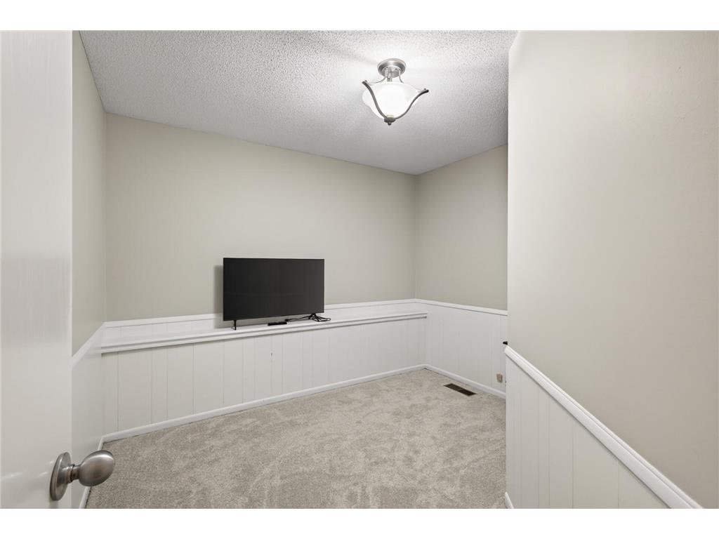 14295 55th Street N Oak Park Heights MN 55082 7080499 image14