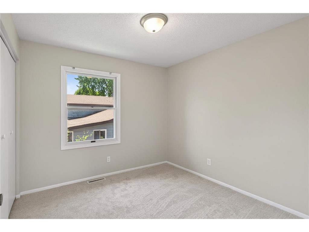 14295 55th Street N Oak Park Heights MN 55082 7080499 image22