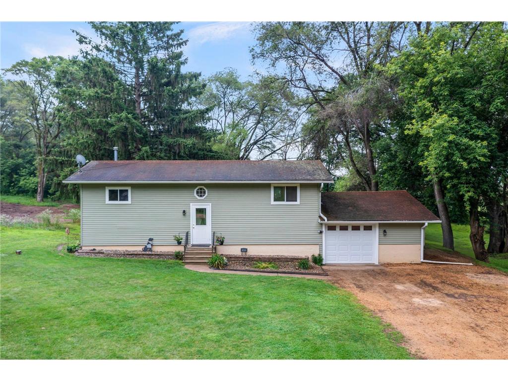 143 136th Avenue Houlton WI 54082 6757472 image1