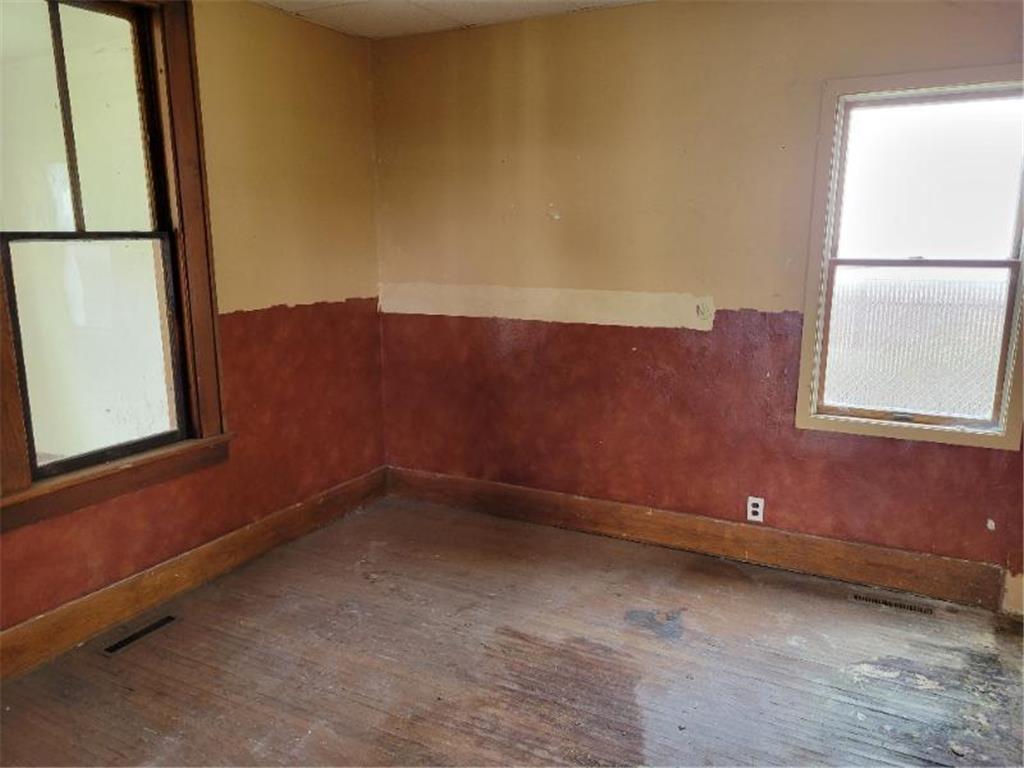 143 1st Avenue SE Wells MN 56097 6783545 image9