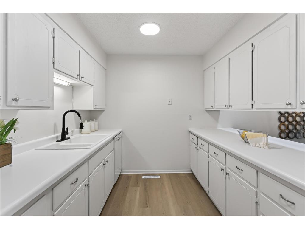 14302 Fairway Drive Eden Prairie MN 55344 7070817 image6