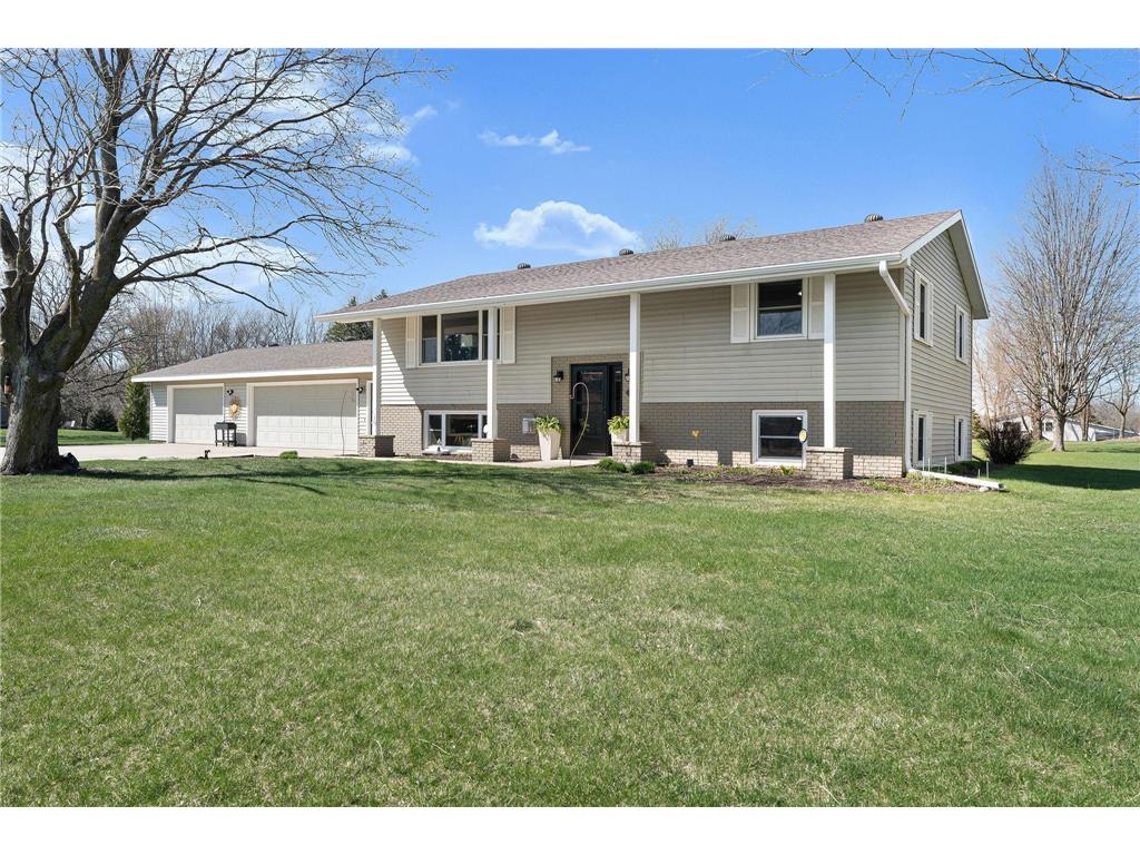 14303 345th Avenue Woodville Twp MN 56093 7057526 image1