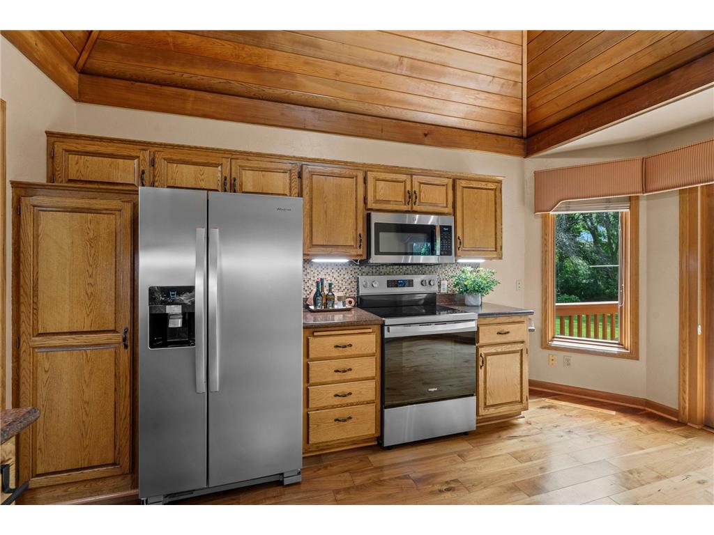 14305 44th Avenue N Plymouth MN 55446 7067015 image24