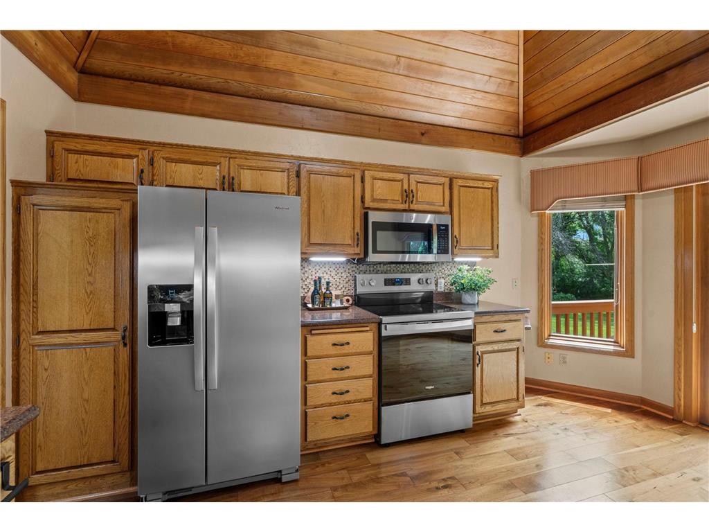 14305 44th Avenue N Plymouth MN 55446 7067015 image25
