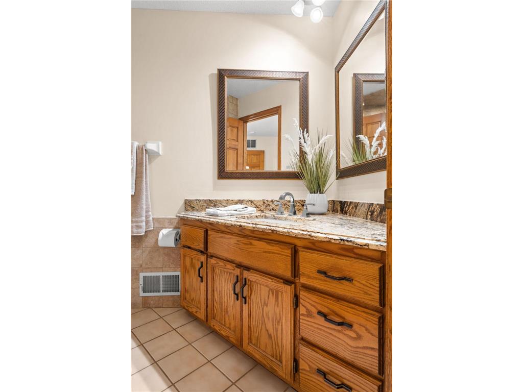 14305 44th Avenue N Plymouth MN 55446 7067015 image30