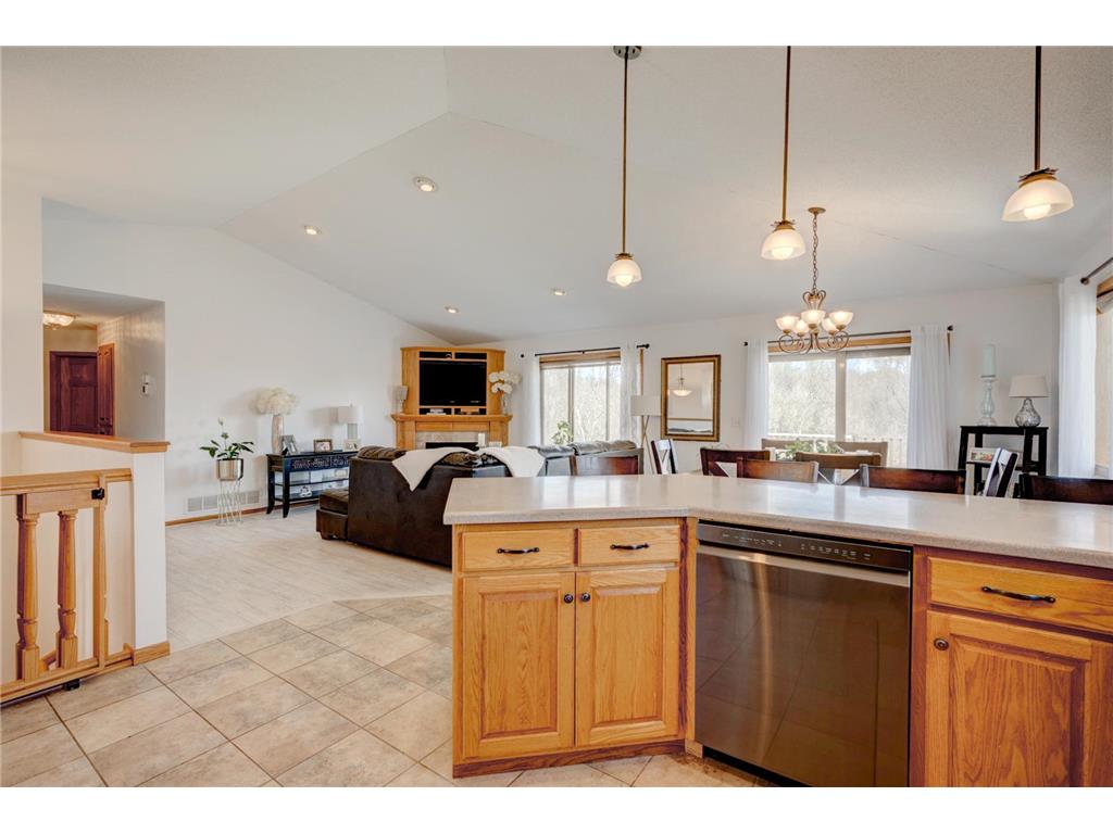 1431 23rd Street SE Saint Cloud MN 56304 7059745 image20