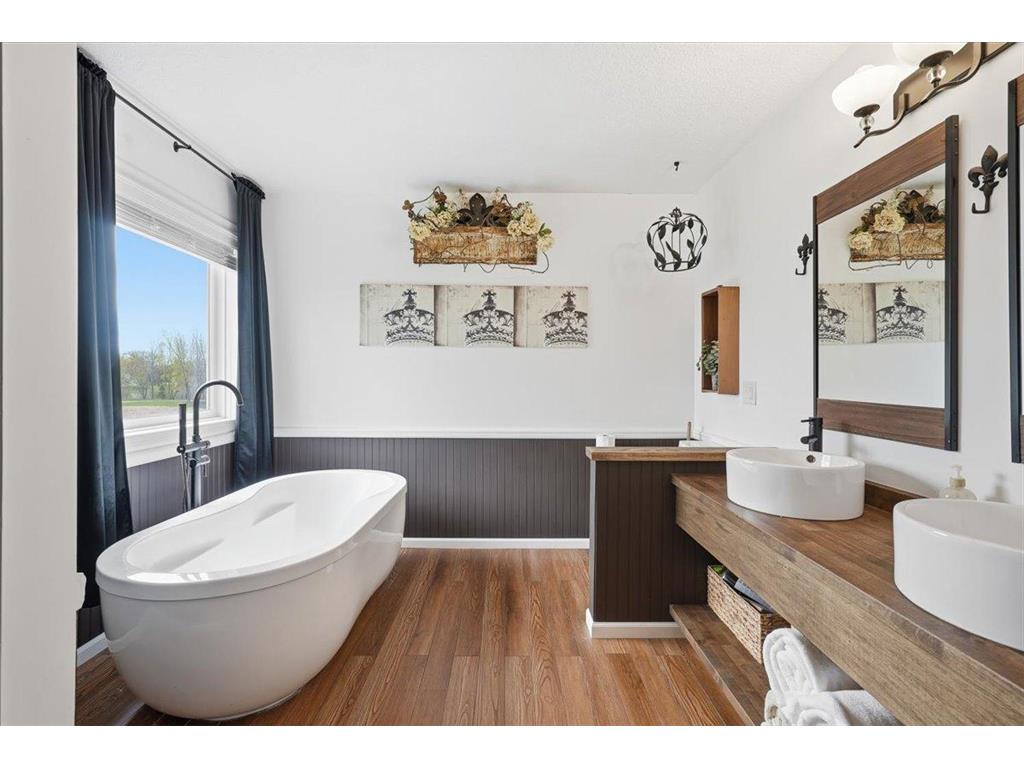 1431 Pioneer Circle Houlton WI 54082 7065469 image23