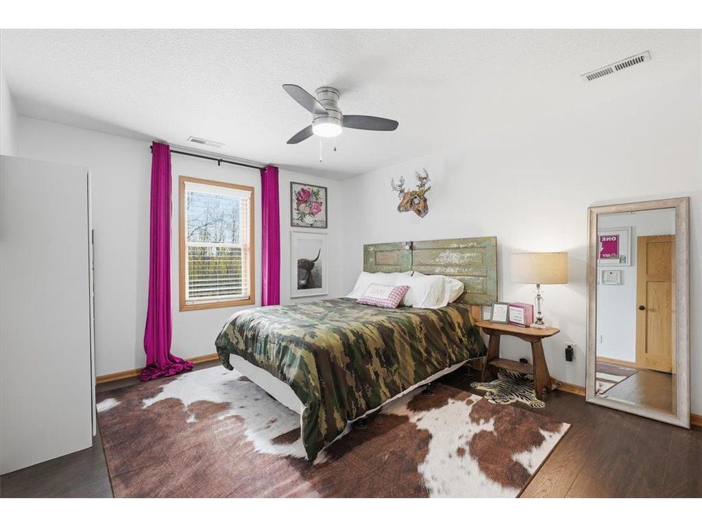 1431 Pioneer Circle Houlton WI 54082 7065469 image27