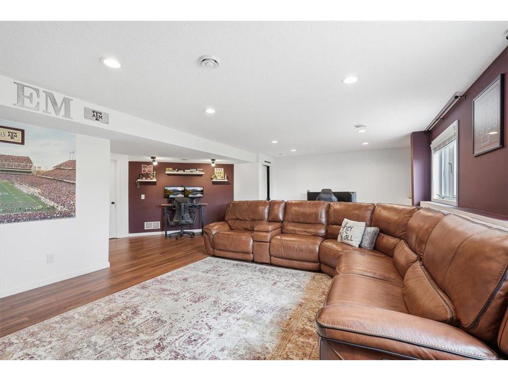 1431 Pioneer Circle Houlton WI 54082 7065469 image32