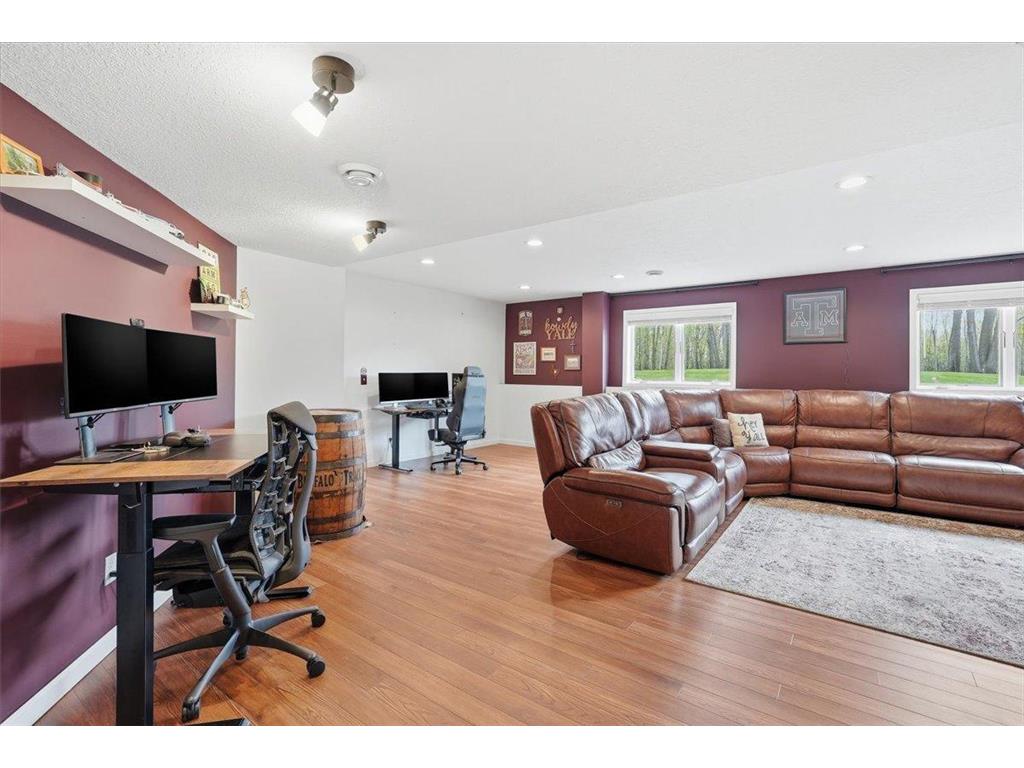1431 Pioneer Circle Houlton WI 54082 7065469 image33