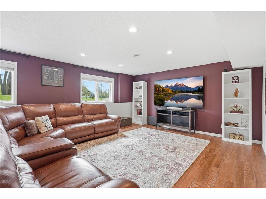1431 Pioneer Circle Houlton WI 54082 7065469 image34