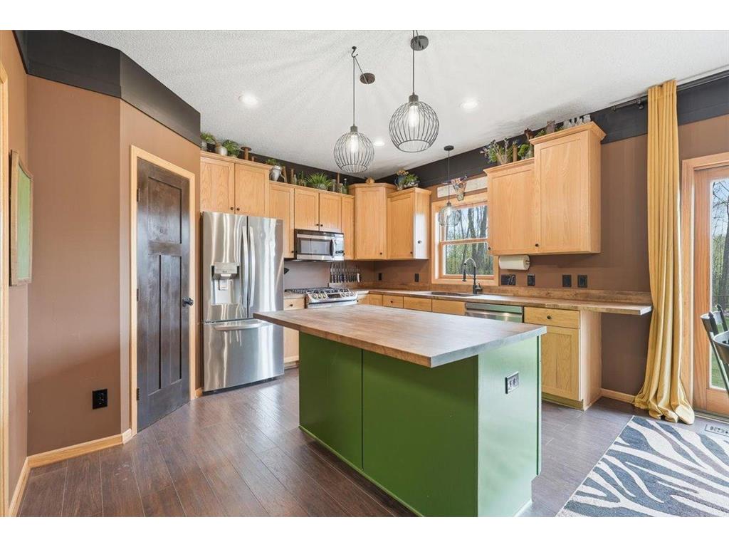 1431 Pioneer Circle Houlton WI 54082 7065469 image9