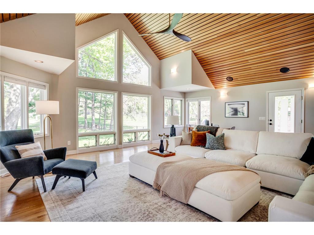1431 Spring Valley Road Golden Valley MN 55422 7049566 image17