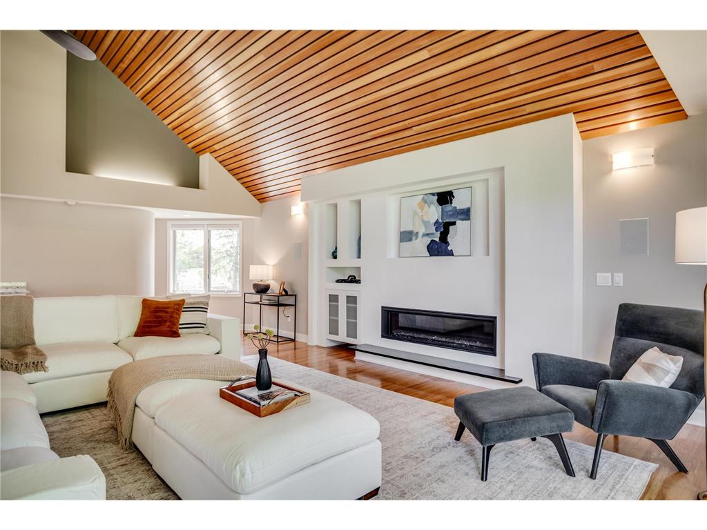 1431 Spring Valley Road Golden Valley MN 55422 7049566 image20