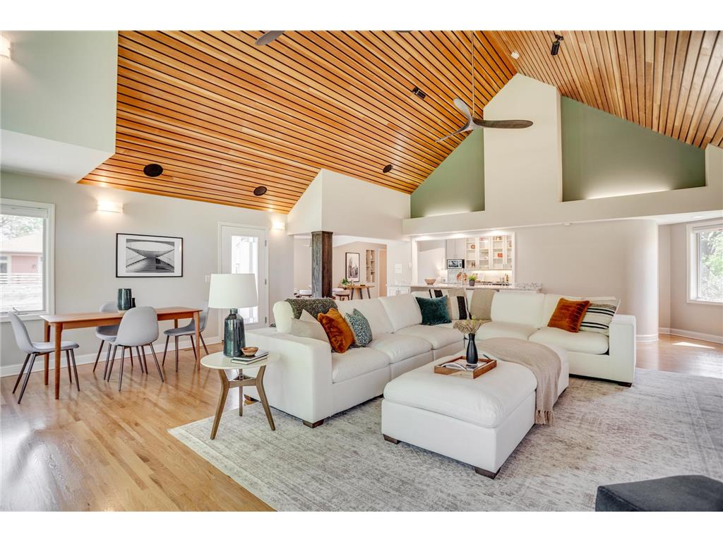 1431 Spring Valley Road Golden Valley MN 55422 7049566 image22