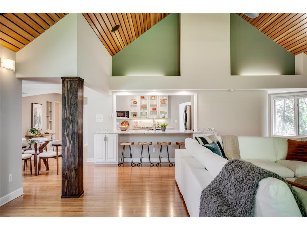 1431 Spring Valley Road Golden Valley MN 55422 7049566 image23