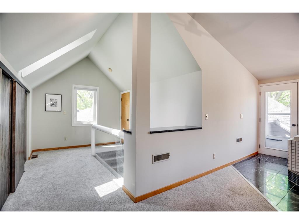 1431 Spring Valley Road Golden Valley MN 55422 7049566 image29