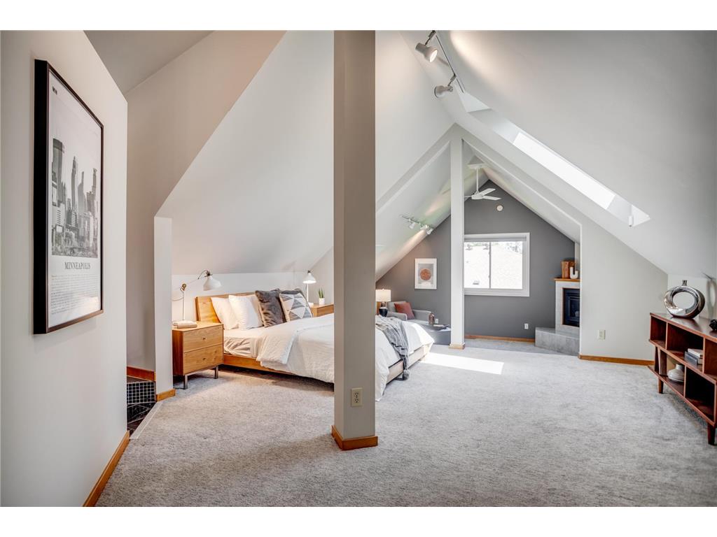 1431 Spring Valley Road Golden Valley MN 55422 7049566 image32