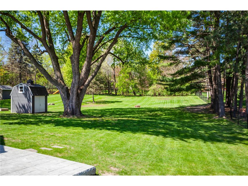 1431 Spring Valley Road Golden Valley MN 55422 7049566 image52