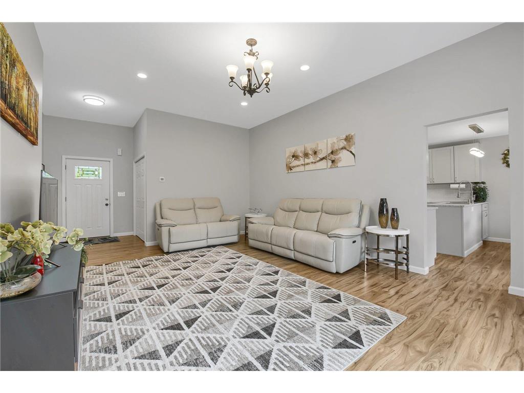 1431 Sumter Avenue N Golden Valley MN 55427 7052708 image11
