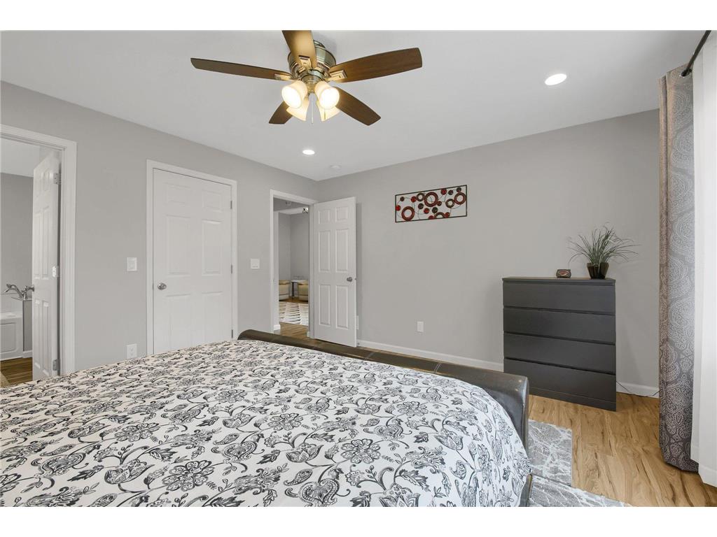 1431 Sumter Avenue N Golden Valley MN 55427 7052708 image13