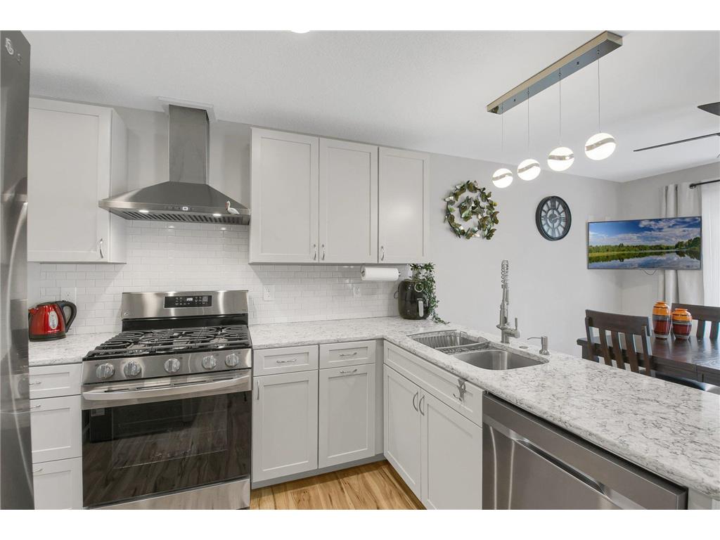 1431 Sumter Avenue N Golden Valley MN 55427 7052708 image17