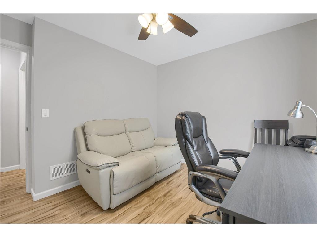 1431 Sumter Avenue N Golden Valley MN 55427 7052708 image20