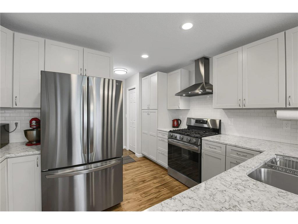 1431 Sumter Avenue N Golden Valley MN 55427 7052708 image3