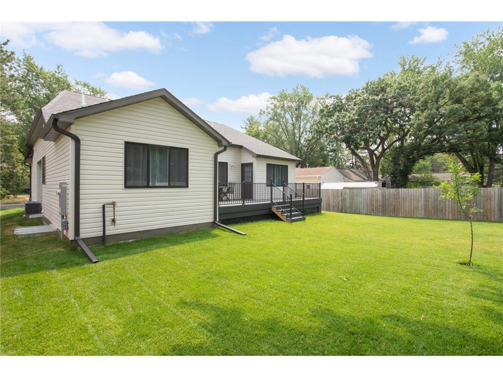 1431 Sumter Avenue N Golden Valley MN 55427 7052708 image30