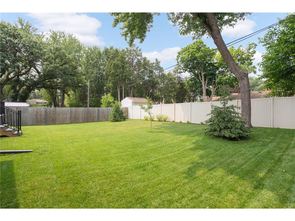 1431 Sumter Avenue N Golden Valley MN 55427 7052708 image34