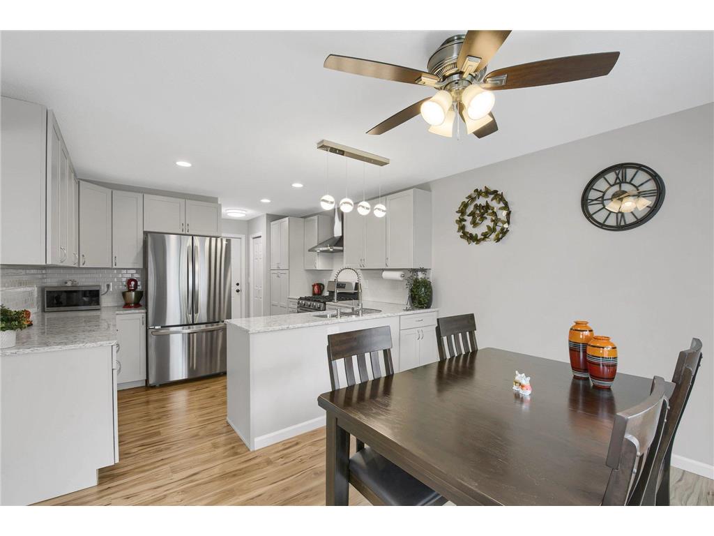 1431 Sumter Avenue N Golden Valley MN 55427 7052708 image4