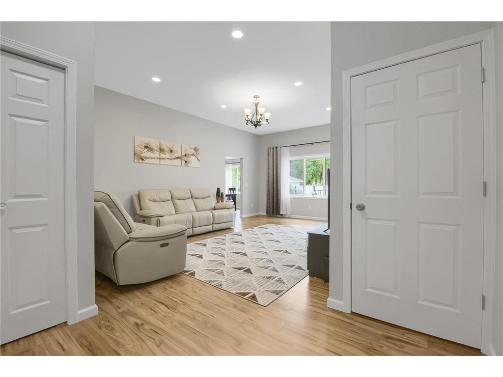 1431 Sumter Avenue N Golden Valley MN 55427 7052708 image8