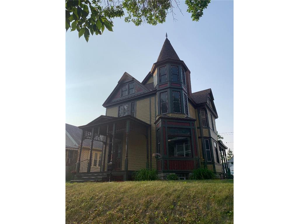 1431 Thomas Avenue W Saint Paul MN 55104 6388518 image1