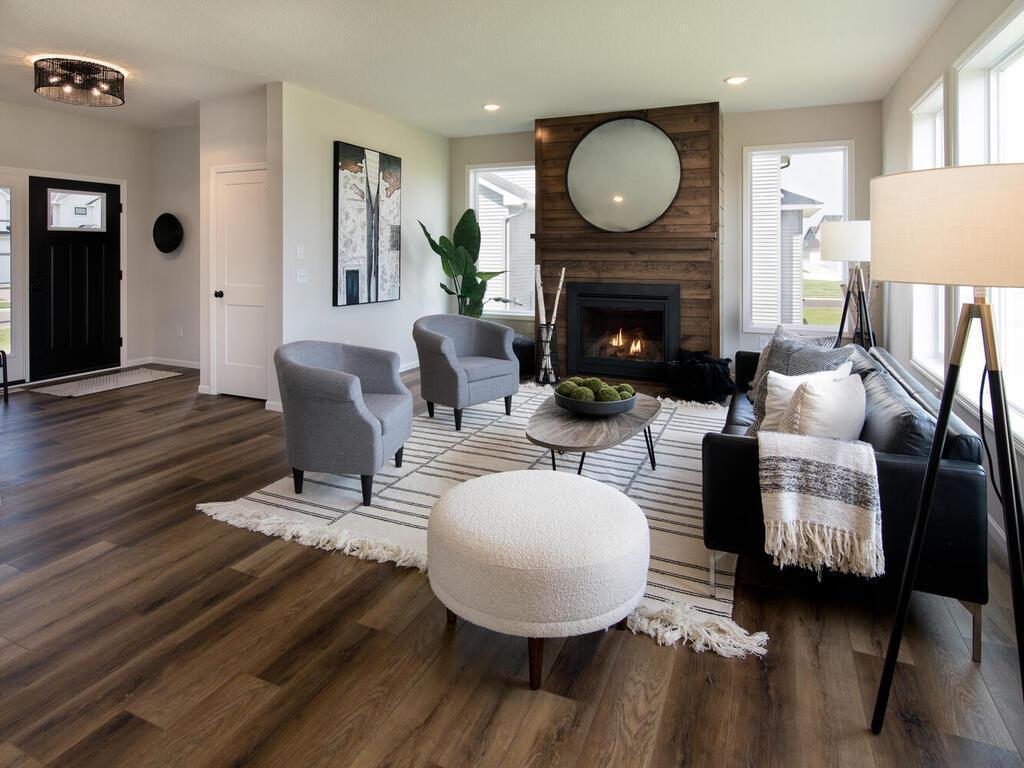 14310 Aspen Avenue Rosemount MN 55068 6521843 image1