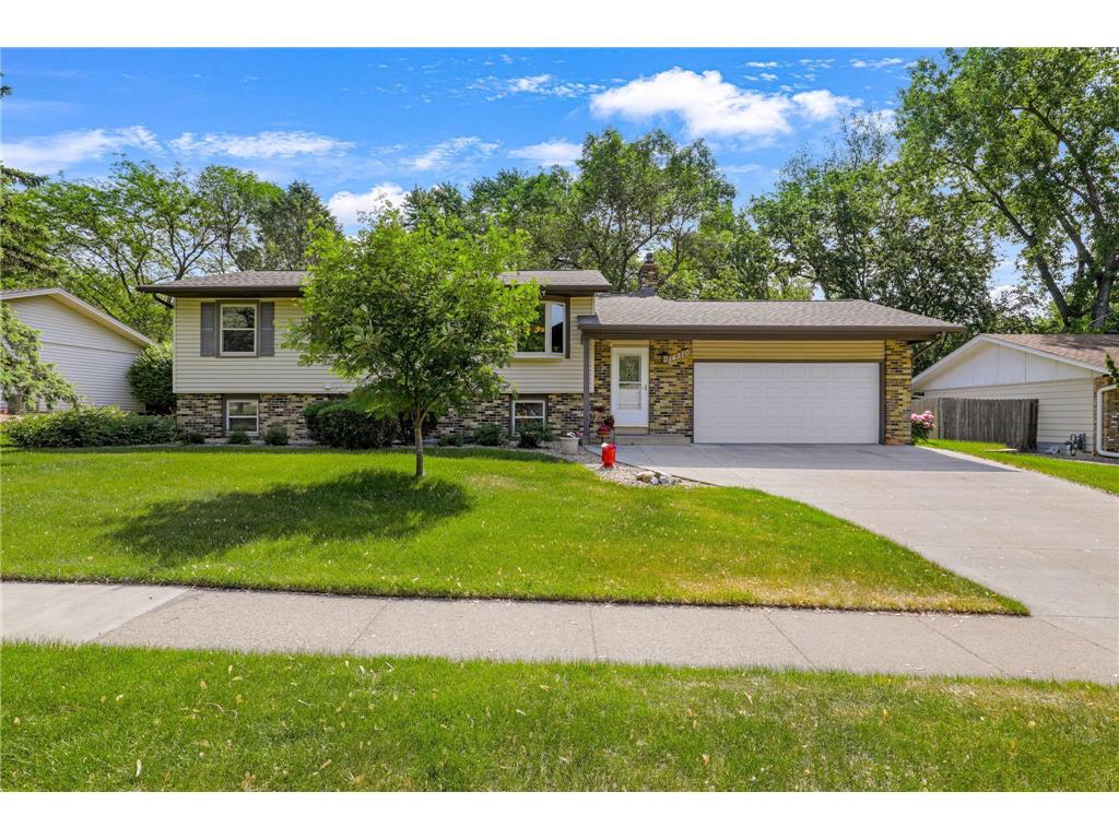 14310 Genesee Avenue Apple Valley MN 55124 6373768 image1