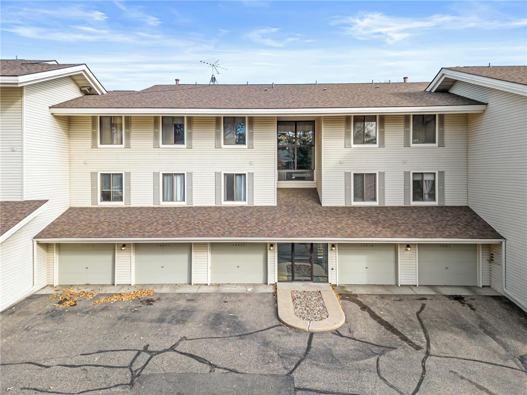 14318 Fairway Drive Eden Prairie MN 55344 6422053 image1