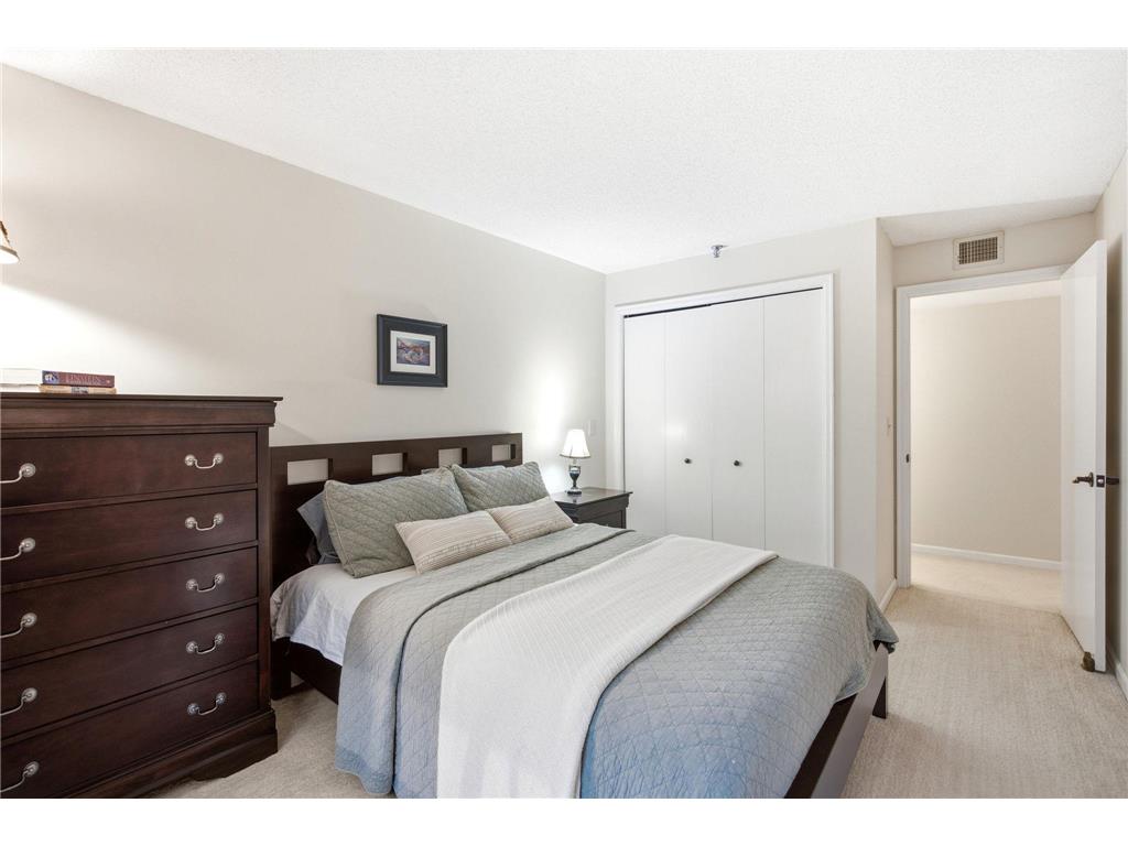 14319 Stewart Lane #207 Minnetonka MN 55345 - Glen 7101718 image18