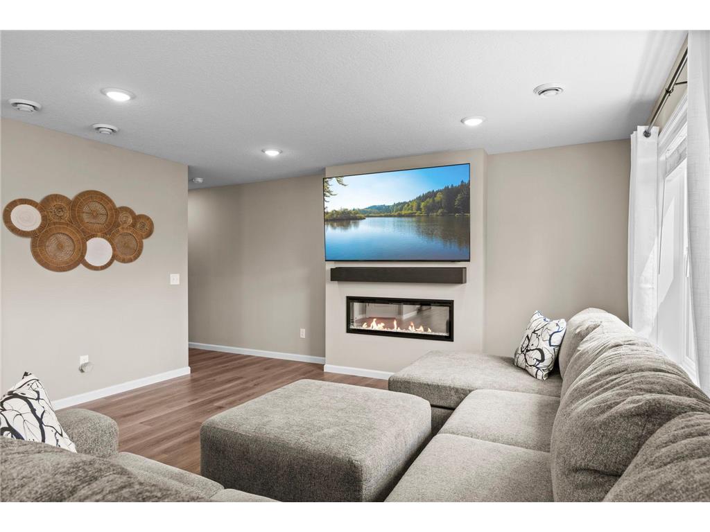 1432 192nd Avenue NE East Bethel MN 55011 7100216 image21