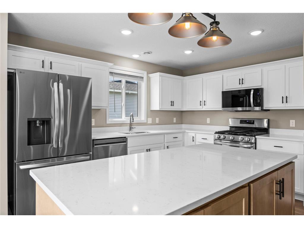 1432 192nd Avenue NE East Bethel MN 55011 7100216 image22