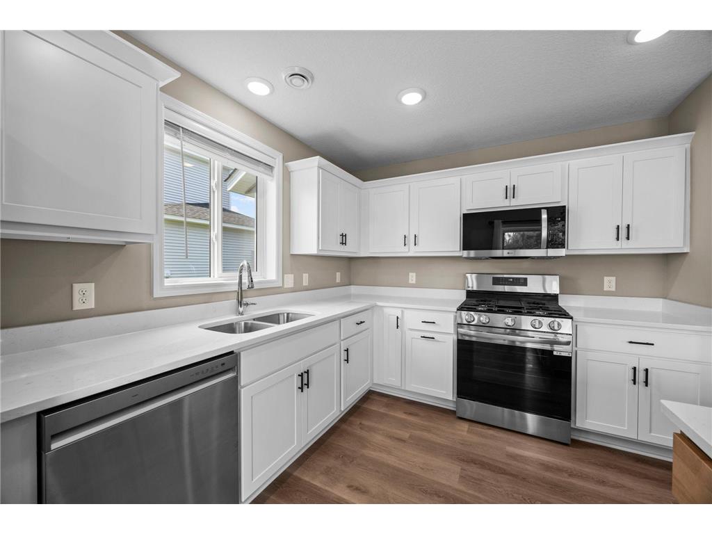 1432 192nd Avenue NE East Bethel MN 55011 7100216 image25