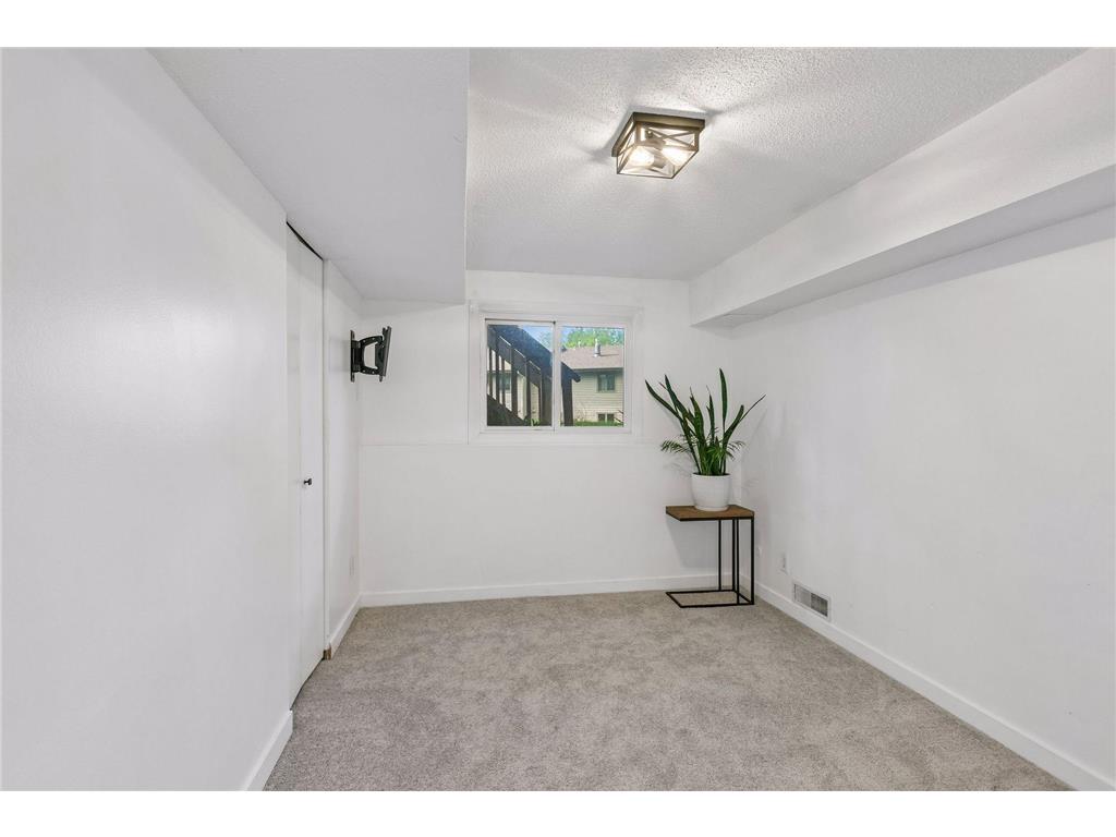1432 Arden View Drive Arden Hills MN 55112 7054531 image22