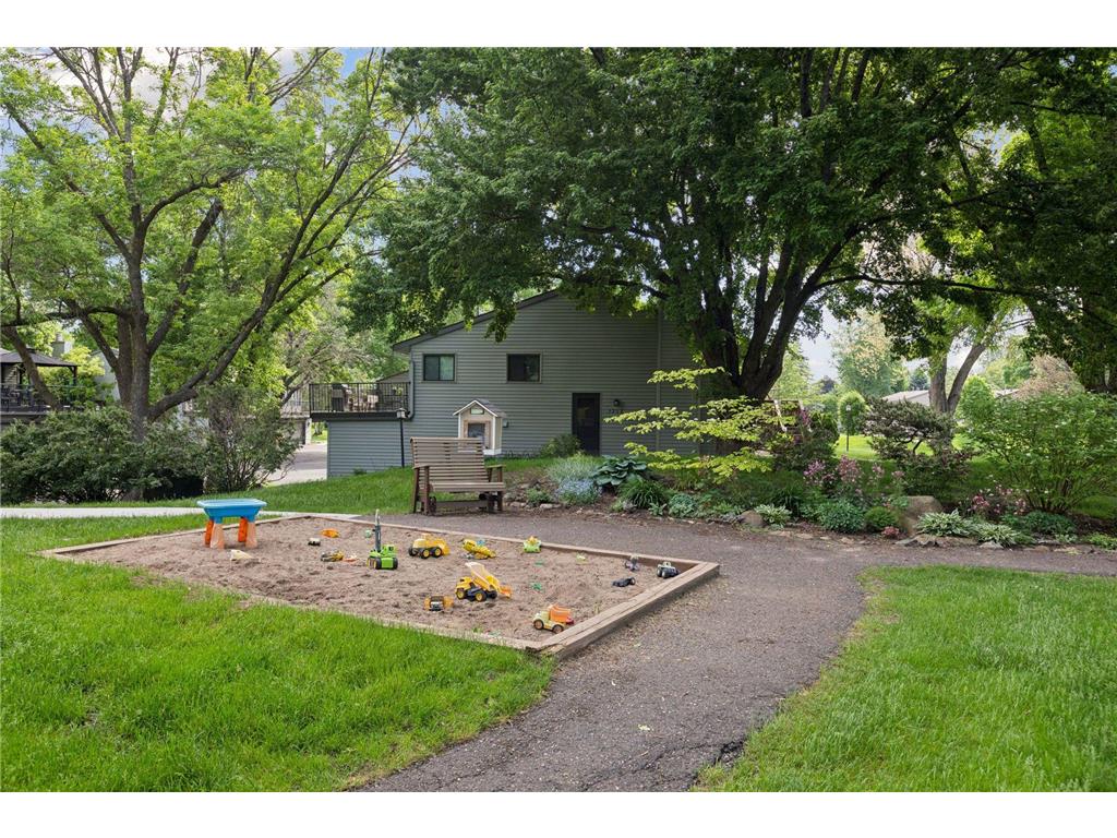 1432 Arden View Drive Arden Hills MN 55112 7054531 image30