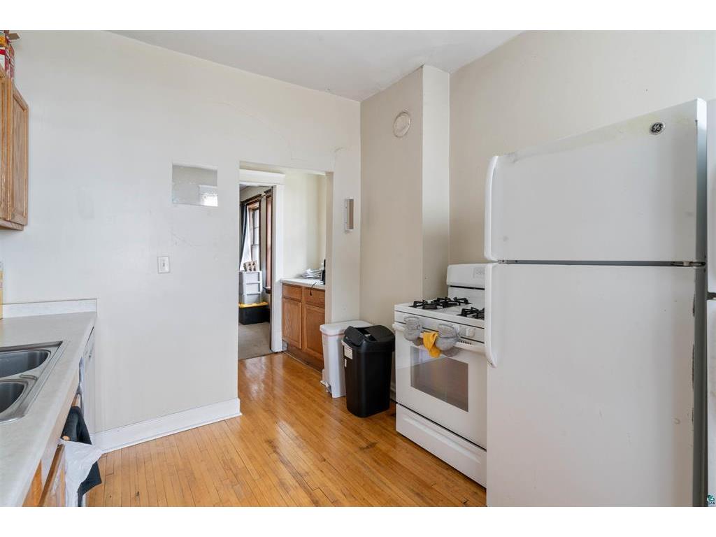 1432 E 4th Street Duluth MN 55805 7080469 image7