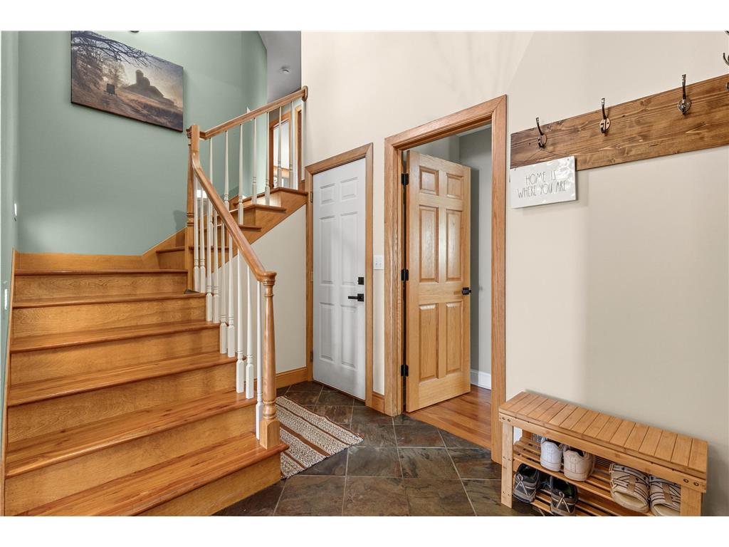 1432 Rose Place Roseville MN 55113 6812077 image19