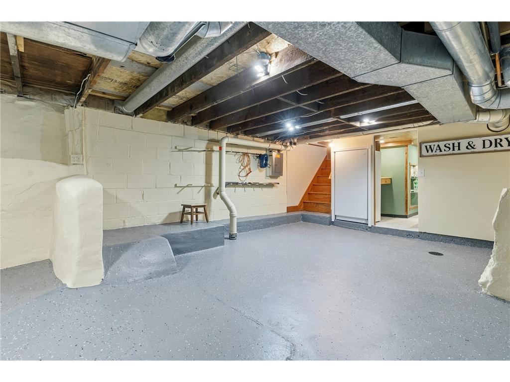 1432 Rose Place Roseville MN 55113 6812077 image27