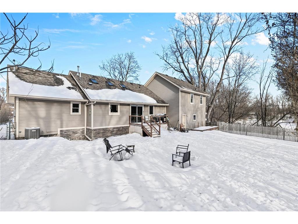1432 Rose Place Roseville MN 55113 6812077 image35