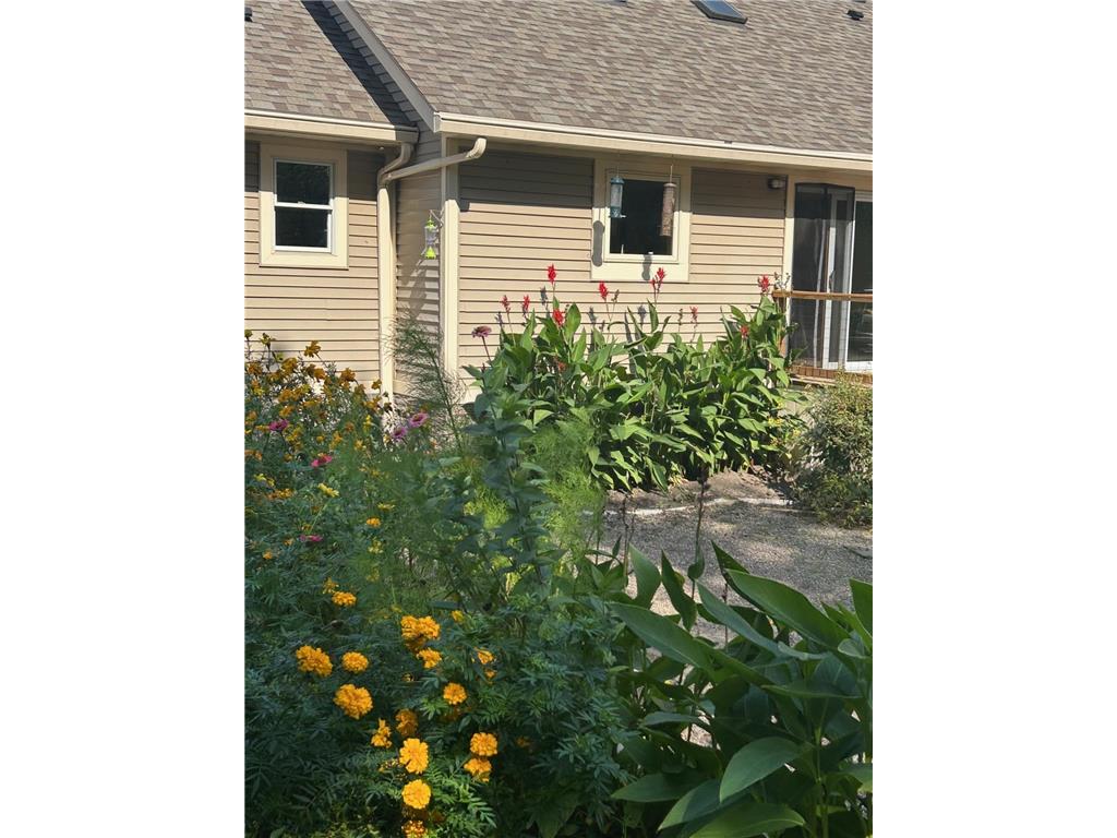 1432 Rose Place Roseville MN 55113 6812077 image38